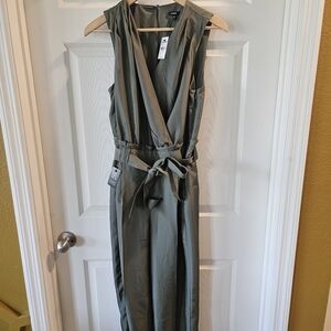 Express Olive Green Garment